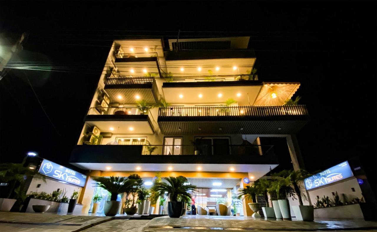 Sky Suites Gurgaon Eksteriør billede