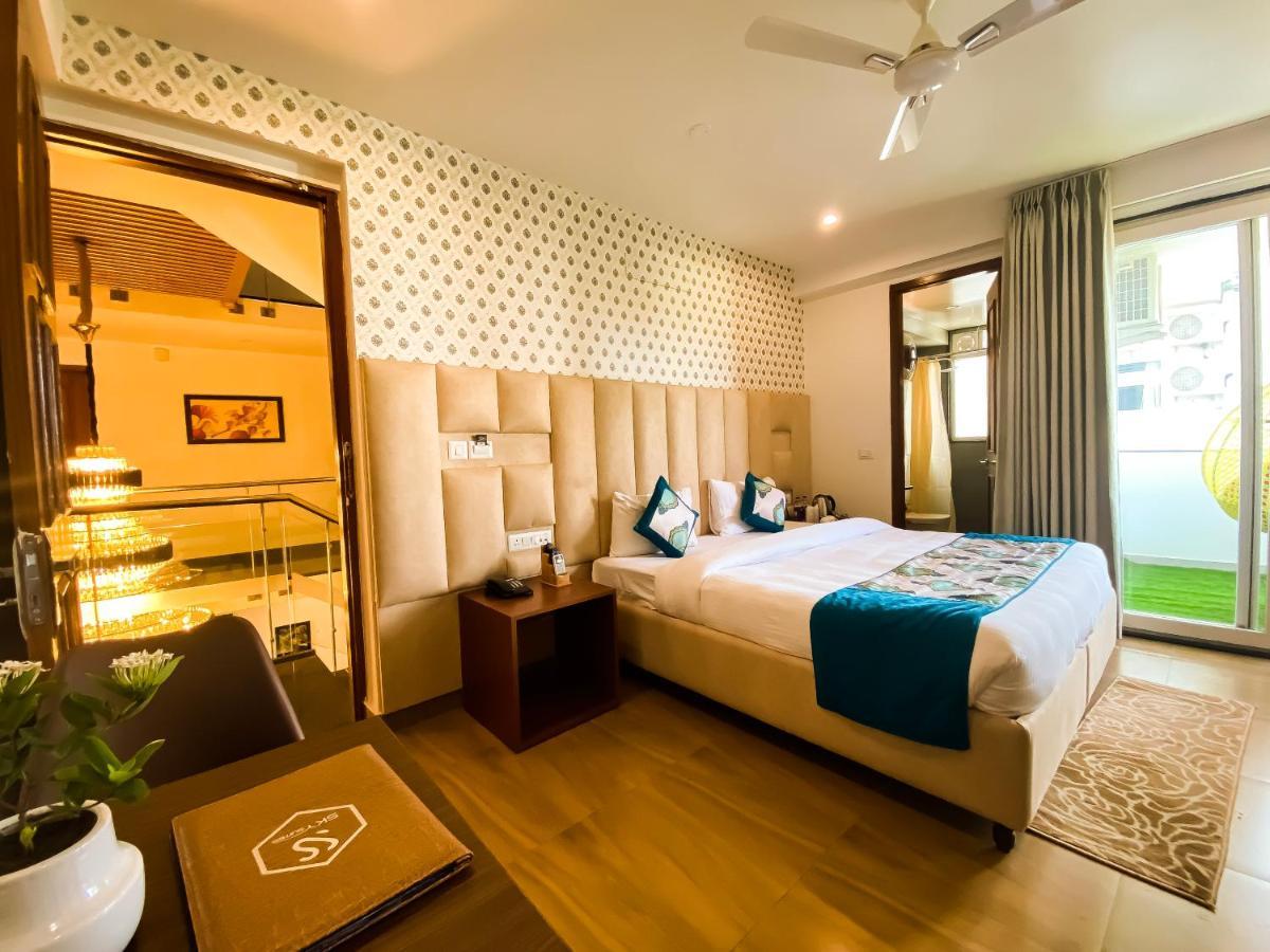 Sky Suites Gurgaon Eksteriør billede