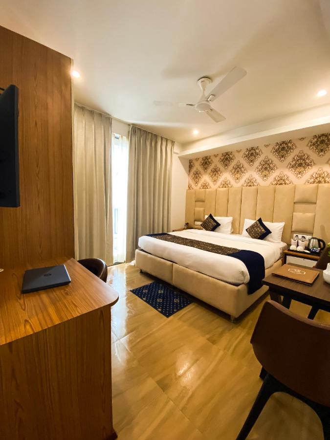 Sky Suites Gurgaon Eksteriør billede