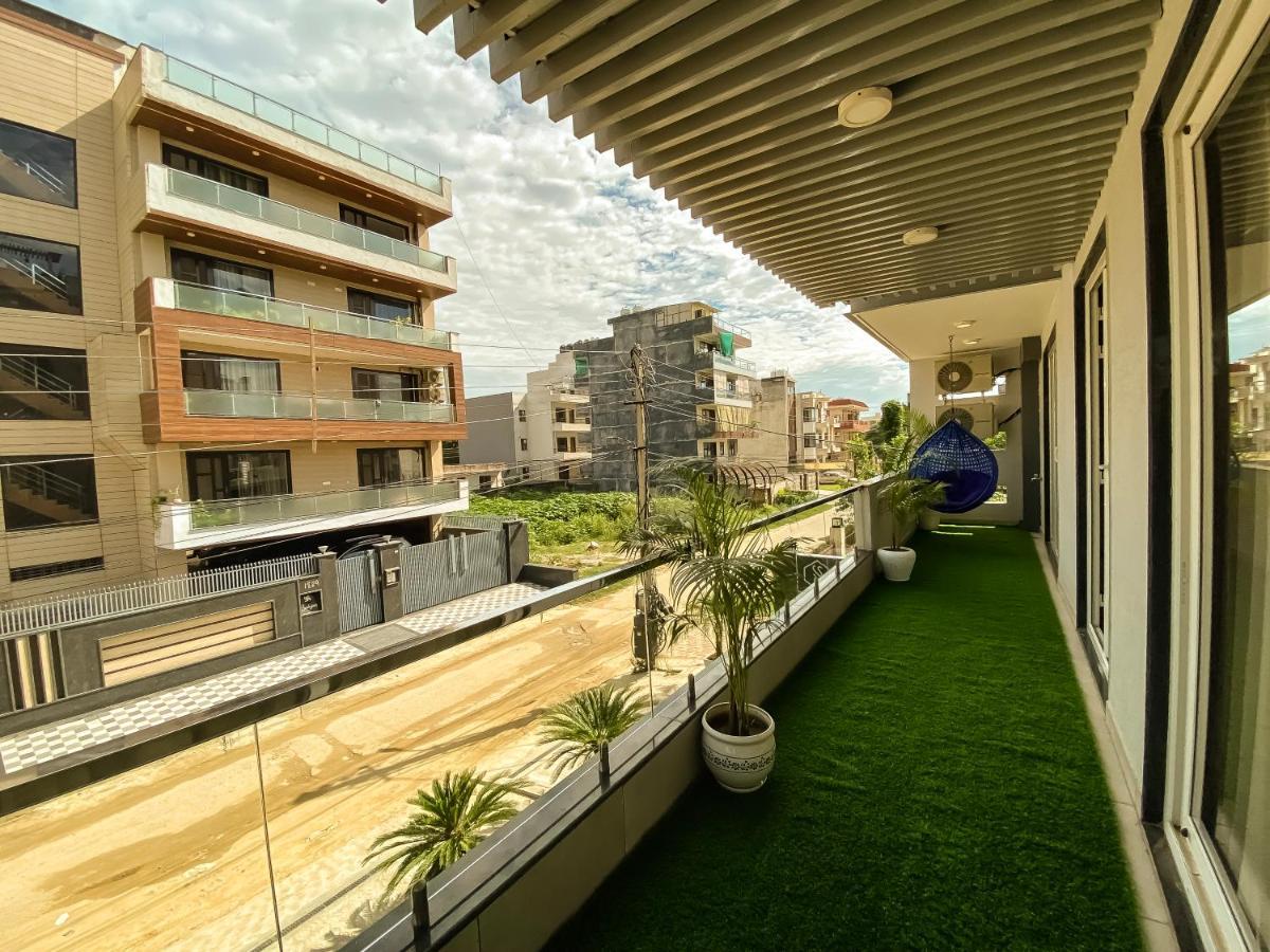 Sky Suites Gurgaon Eksteriør billede