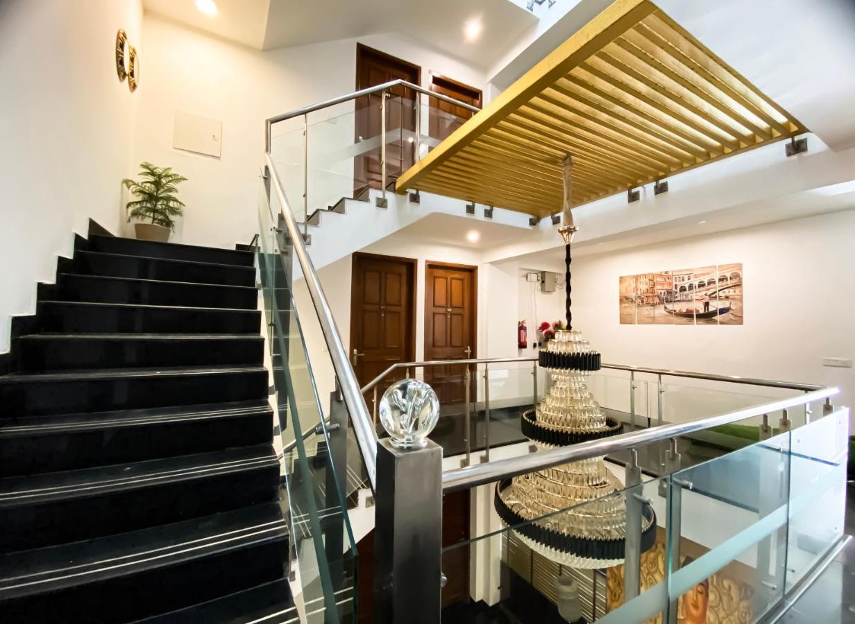 Sky Suites Gurgaon Eksteriør billede